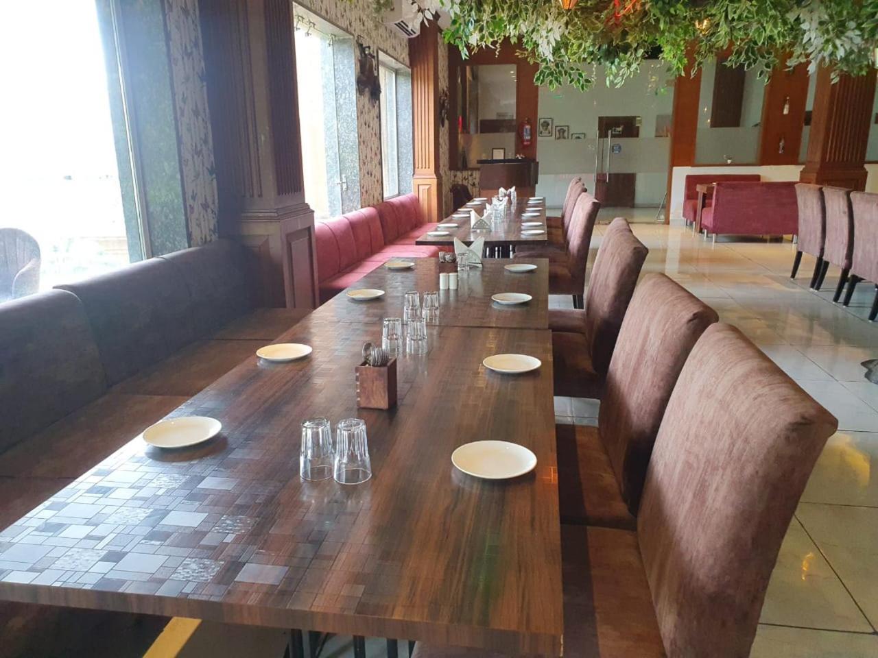 Akash Hotel Managed By Jk Hotels & Resorts Kathua Buitenkant foto