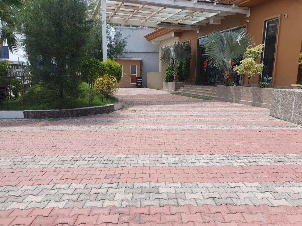Akash Hotel Managed By Jk Hotels & Resorts Kathua Buitenkant foto
