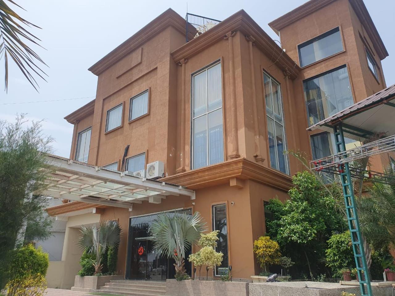Akash Hotel Managed By Jk Hotels & Resorts Kathua Buitenkant foto